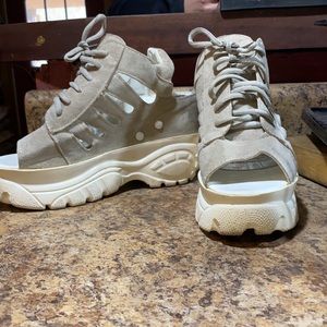 Platform sneaker Sandler